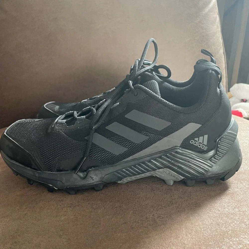 Adidas hiking shoes - Picture 5 of 5